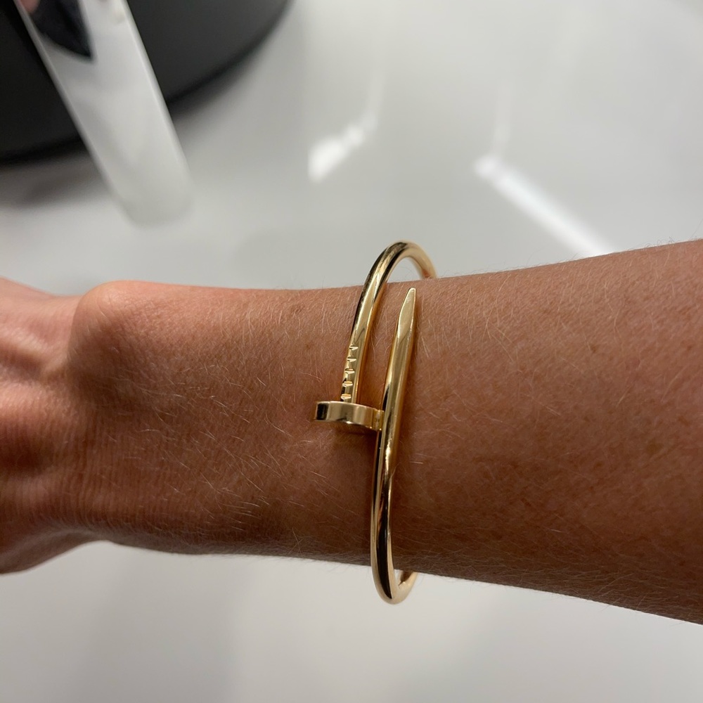Cartier Jus Un Clou Bracelet - Size 17 - Picture 5 of 11